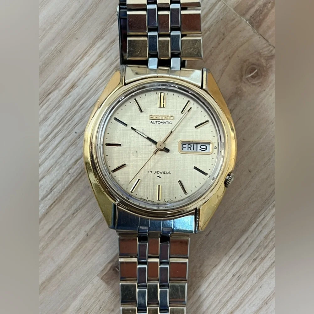 Seiko Automatic Rare Vintage Men’s Watch Two-Tone Bracelet Gold-Tone Dial Date
